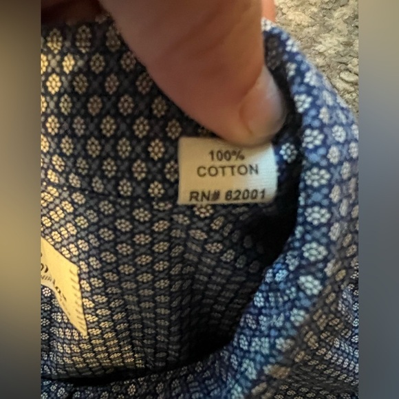 California size XL Men's Blue Geometric Button Down Shirt (K112) - Picture 3 of 4